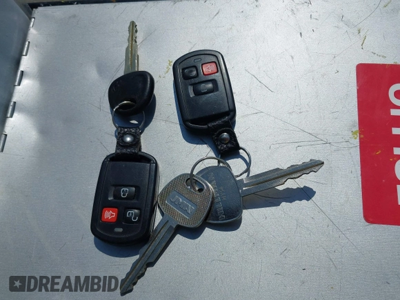 2005 Hyundai Elantra GLS z VIN KMHDN46D65U010337, wystawiony jako IAAI lot #42254860 z przebiegiem 285 740 mil mil oraz . Historia ofert i sprzedaży dostępna na DreamBid. Obrazek 11.