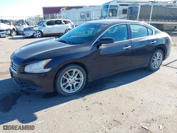 2014 Nissan Maxima 3.5 SV with VIN 1N4AA5AP7EC430615, listed as a IAAI auction lot 40795325 with 235,160 mi miles. Bid and sale history available at carsss.com. Image 2.