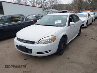 2010 Chevrolet Impala Police Police with VIN 2G1WD5EMXA1256720, listed as a IAAI auction lot 41783597 with 136,901 mi miles. Bid and sale history available at carsss.com. Image 2.