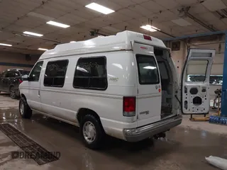 1997 Ford Econoline Commercial with VIN 1FDEE1464VHB97349, listed as a IAAI auction lot 41328090 with 72,788 mi miles. Bid and sale history available at carsss.com. Image 3.