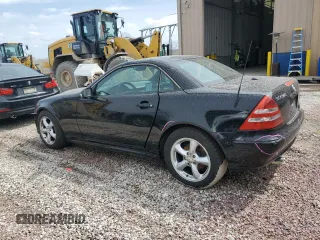 2001 Mercedes-Benz SLK 230/320 with VIN WDBKK65F01F216236, listed as a Copart auction lot 51431855 with 90,999 mi miles and Salvage title. Bid and sale history available at DreamBid. Image 2.