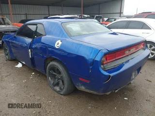 2012 Dodge Challenger SXT Plus with VIN 2C3CDYAG1CH293164, listed as a IAAI auction lot 41936125 with 205,787 mi miles. Bid and sale history available at carsss.com. Image 3.
