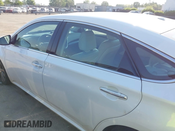 2015 Toyota Avalon Limited with VIN 4T1BK1EB0FU191399, listed as a IAAI auction lot 42022664 with 140,370 mi miles and . Bid and sale history available at DreamBid. Image 14.
