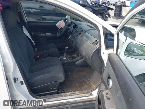 2011 Nissan Versa 1.8 S with VIN 3N1BC1CP6BL479113, listed as a IAAI auction lot 42058427 with 133,841 mi miles. Bid and sale history available at carsss.com. Image 5.