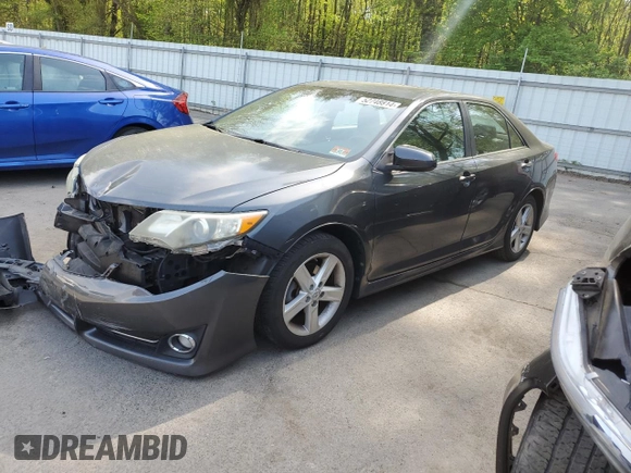 2012 Toyota Camry L with VIN 4T1BF1FKXCU010257, listed as a Copart auction lot 82086254 with 194,023 mi miles and Salvage Title. Bid and sale history available at carsss.com. Image 1.