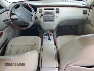 2008 Hyundai Azera Limited with VIN KMHFC46F18A275639, listed as a Copart auction lot 57425425 with 131,118 mi miles and Salvage title. Bid and sale history available at DreamBid. Image 8.