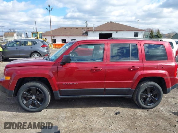 2014 Jeep Patriot Latitude with VIN 1C4NJRFB4ED897890, listed as a IAAI auction lot 41978399 with 76,688 mi miles. Bid and sale history available at carsss.com. Image 14.