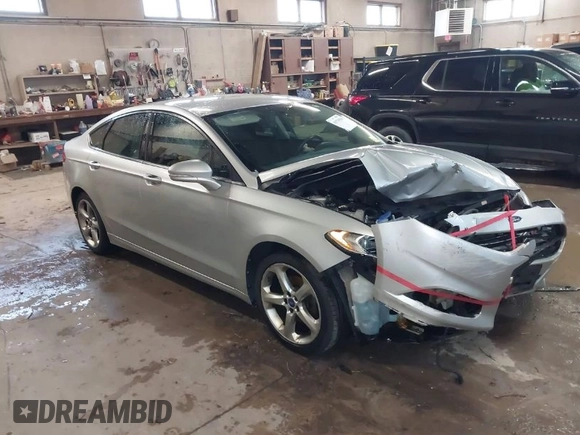 2013 Ford Fusion SE with VIN 3FA6P0HR7DR297028, listed as a IAAI auction lot 41934568 with 192,365 mi miles. Bid and sale history available at carsss.com. Image 1.