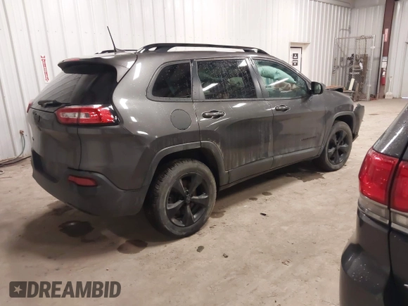 2018 Jeep Cherokee Latitude Tech Connect with VIN 1C4PJMCB4JD543507, listed as a IAAI auction lot 42001651 with 110,973 mi miles. Bid and sale history available at carsss.com. Image 4.