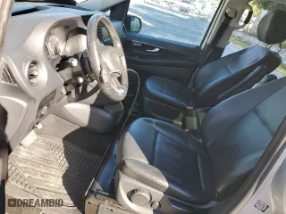 2016 Mercedes-Benz Metris Passenger Van with VIN WD4PG2EE6G3060650, listed as a Copart auction lot 67697134 with 161,410 mi miles and Clean Title. Bid and sale history available at carsss.com. Image 7.