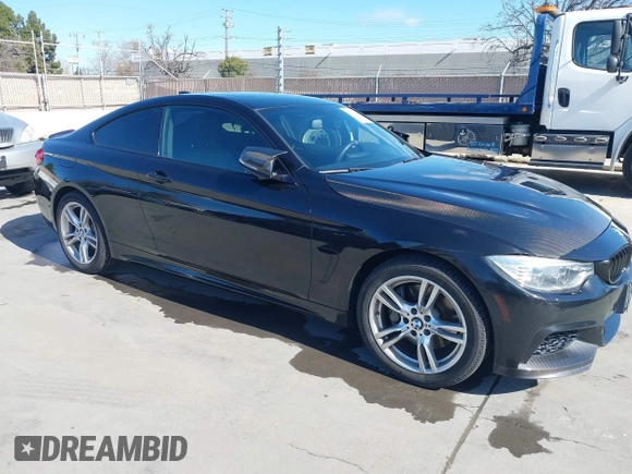 2015 BMW 4 Series 435i xDrive z VIN WBA3R5C59FK189457, wystawiony jako IAAI lot #41717989 z przebiegiem 116 402 mil mil oraz . Historia ofert i sprzedaży dostępna na DreamBid. Obrazek 1.