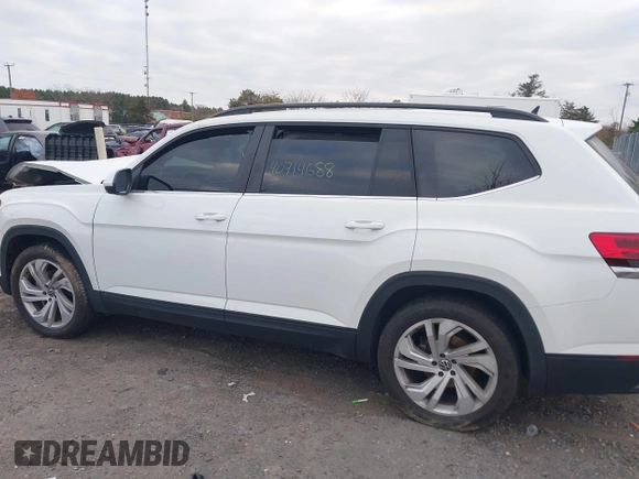2023 Volkswagen Atlas SE with VIN 1V2KP2CA9PC556898, listed as a IAAI auction lot 40714688 with 53,598 mi miles and . Bid and sale history available at DreamBid. Image 14.