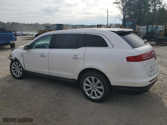 2018 Lincoln MKT Reserve with VIN 2LMHJ5AT2JBL00614, listed as a Copart auction lot 83477454 with NaN miles and Salvage Title. Bid and sale history available at carsss.com. Image 2.