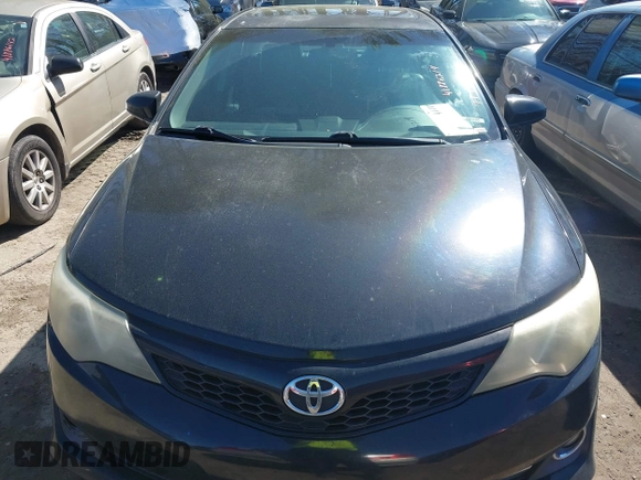 2013 Toyota Camry L with VIN 4T1BF1FK0DU713478, listed as a IAAI auction lot 41886214 with 161,920 mi miles. Bid and sale history available at carsss.com. Image 12.