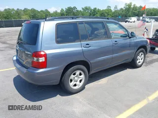 2005 Toyota Highlander z VIN JTEGD21AX50118405, wystawiony jako IAAI lot #42458352 z przebiegiem 198 770 mil mil oraz . Historia ofert i sprzedaży dostępna na DreamBid. Obrazek 4.