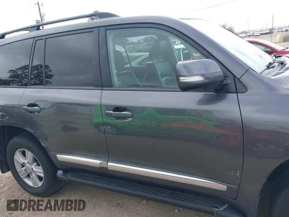 2013 Toyota Land Cruiser with VIN JTMHY7AJ3D4010242, listed as a IAAI auction lot 41461988 with 187,623 mi miles. Bid and sale history available at carsss.com. Image 14.