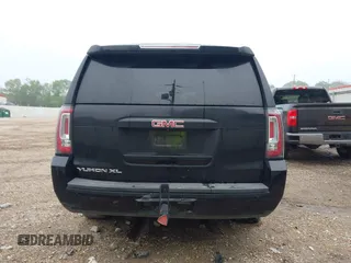 2017 GMC Yukon XL SLT with VIN 1GKS1GKC7HR340179, listed as a IAAI auction lot 41887780 with 195,978 mi miles. Bid and sale history available at carsss.com. Image 16.