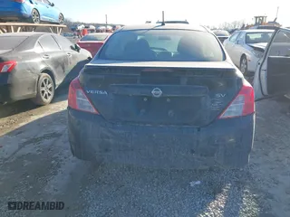 2019 Nissan Versa Sedan S Plus with VIN 3N1CN7APXKL850178, listed as a IAAI auction lot 41398174 with 177,670 mi miles. Bid and sale history available at carsss.com. Image 16.