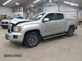 2015 GMC Canyon 4WD SLE z VIN 1GTG6BE39F1252926, wystawiony jako IAAI lot #42128396 z przebiegiem 113 139 mil mil oraz . Historia ofert i sprzedaży dostępna na DreamBid. Obrazek 17.