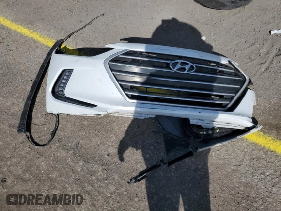 2017 Hyundai Elantra SE z VIN 5NPD84LF2HH033565, wystawiony jako Copart lot #51344415 z przebiegiem 66 297 mil mil oraz Szkoda całkowita • Salvage title. Historia ofert i sprzedaży dostępna na DreamBid. Obrazek 14.