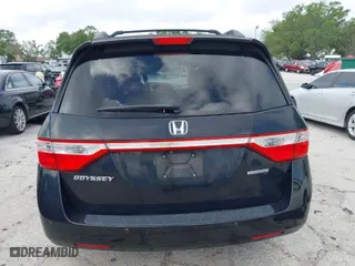 2013 Honda Odyssey Touring with VIN 5FNRL5H92DB003200, listed as a IAAI auction lot 41920237 with 167,483 mi miles. Bid and sale history available at carsss.com. Image 16.