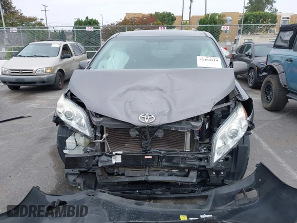 2015 Toyota Sienna LE AAS with VIN 5TDKK3DC5FS606862, listed as a IAAI auction lot 42464119 with 158,135 mi miles and . Bid and sale history available at DreamBid. Image 12.