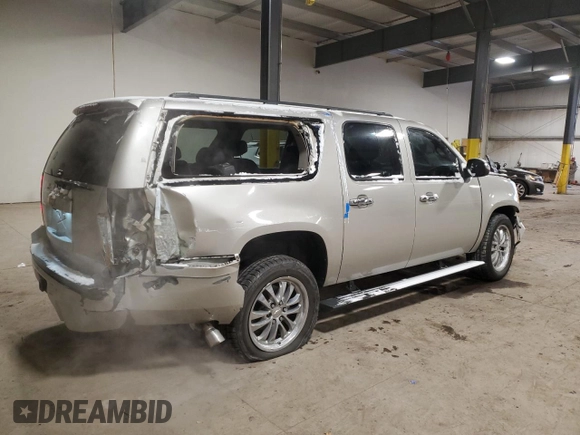 2008 Chevrolet Suburban LT w/3LT with VIN 3GNFK16378G134191, listed as a Copart auction lot 41344985 with 186,474 mi miles and Salvage Title. Bid and sale history available at carsss.com. Image 3.