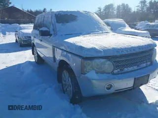 2007 Land Rover Range Rover SC z VIN SALMF13497A261208, wystawiony jako IAAI lot #41357820 z przebiegiem 98 694 mil mil oraz . Historia ofert i sprzedaży dostępna na DreamBid. Obrazek 1.