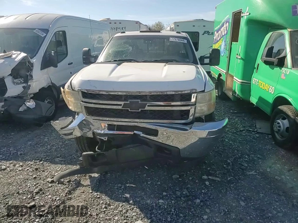 2011 Chevrolet Silverado 3500HD LT with VIN 1GC4KZC80BF153396, listed as a Copart auction lot 77978044 with 164,529 mi miles and Salvage Title. Bid and sale history available at carsss.com. Image 11.