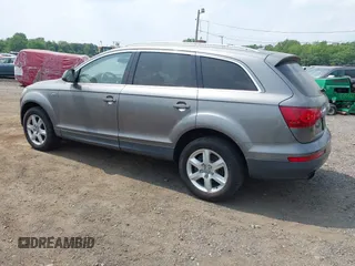 2013 Audi Q7 Premium Plus with VIN WA1LGAFE5DD014132, listed as a IAAI auction lot 42458839 with 135,687 mi miles and . Bid and sale history available at DreamBid. Image 3.