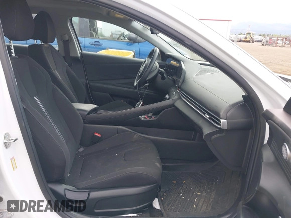 2024 Hyundai Elantra SEL with VIN KMHLS4DG6RU696600, listed as a IAAI auction lot 42421377 with 11,944 mi miles and . Bid and sale history available at DreamBid. Image 5.