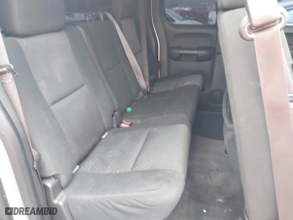 2012 Chevrolet Silverado 1500 LT with VIN 1GCRKSE76CZ133798, listed as a IAAI auction lot 41483292 with 157,877 mi miles. Bid and sale history available at carsss.com. Image 8.