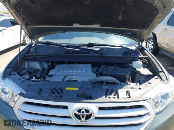 2012 Toyota Highlander with VIN 5TDBK3EHXCS130906, listed as a IAAI auction lot 42228273 with 89,749 mi miles and . Bid and sale history available at DreamBid. Image 10.