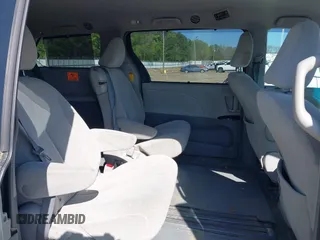 2014 Toyota Sienna LE AAS with VIN 5TDKK3DC4ES466642, listed as a IAAI auction lot 41978930 with 123,084 mi miles. Bid and sale history available at carsss.com. Image 8.