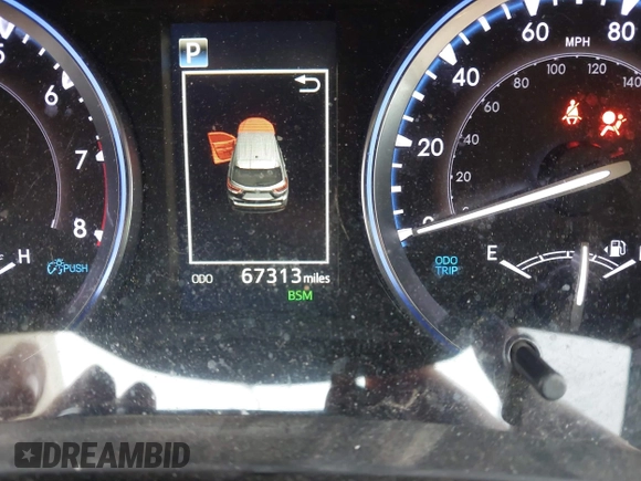 2019 Toyota Highlander SE with VIN 5TDKZRFH3KS366017, listed as a IAAI auction lot 40986322 with 67,313 mi miles and . Bid and sale history available at DreamBid. Image 15.