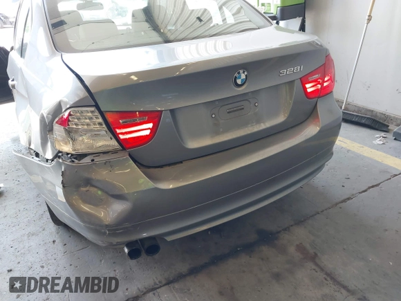 2011 BMW 3 Series 328i xDrive with VIN WBAPK5C54BA653857, listed as a IAAI auction lot 42227242 with 204,817 mi miles and . Bid and sale history available at DreamBid. Image 14.