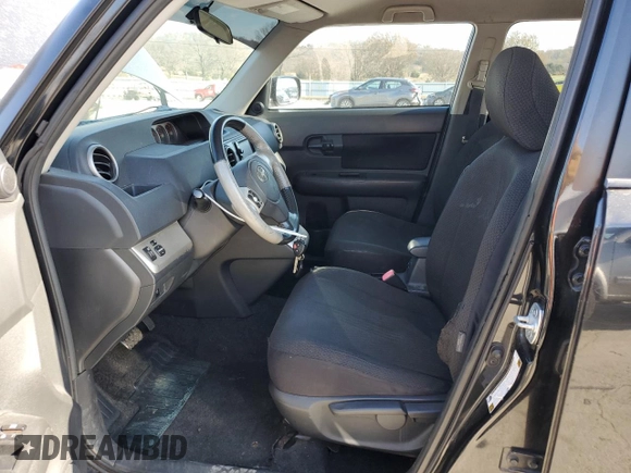 2008 Scion xB with VIN JTLKE50E681010819, listed as a Copart auction lot 83207584 with 296,781 mi miles and Clean Title. Bid and sale history available at carsss.com. Image 7.