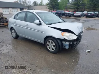 2009 Hyundai Accent Auto GLS с VIN KMHCN46C79U330548, выставлен на аукционе IAAI как лот 42208619 с пробегом 99 072 миль миль и . История ставок и продаж доступна на DreamBid. Изображение 1.