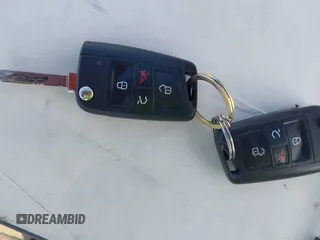 2020 Volkswagen Tiguan S z VIN 3VV1B7AX4LM098567, wystawiony jako IAAI lot #41504191 z przebiegiem 106 012 mil mil oraz . Historia ofert i sprzedaży dostępna na DreamBid. Obrazek 11.