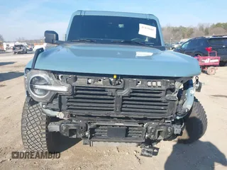 2023 Ford Bronco с VIN 1FMEE5DH3PLB53030, выставлен на аукционе IAAI как лот 41485605 с пробегом 38 808 миль миль и . История ставок и продаж доступна на DreamBid. Изображение 12.