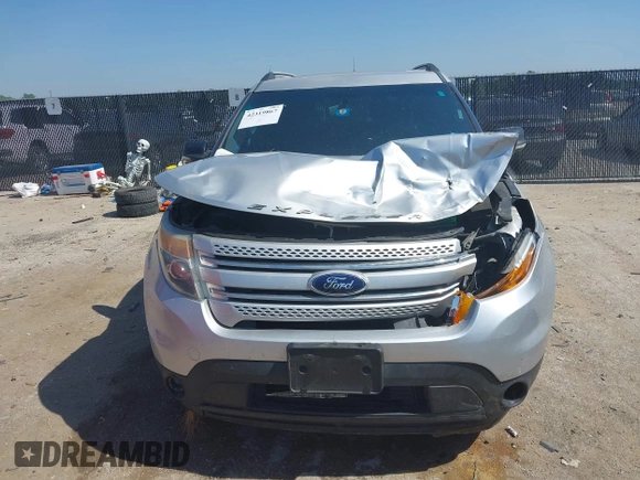 2014 Ford Explorer XLT with VIN 1FM5K7D85EGB58126, listed as a IAAI auction lot 42319867 with 189,362 mi miles and . Bid and sale history available at DreamBid. Image 6.