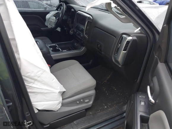 2018 Chevrolet Silverado 1500 LT with VIN 1GCVKREC4JZ141125, listed as a IAAI auction lot 41474345 with 198,197 mi miles. Bid and sale history available at carsss.com. Image 5.