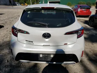 2022 Toyota Corolla Hatchback SE with VIN JTNB4MBE7N3177966, listed as a Copart auction lot 69684714 with 33,777 mi miles and Salvage Title. Bid and sale history available at carsss.com. Image 6.