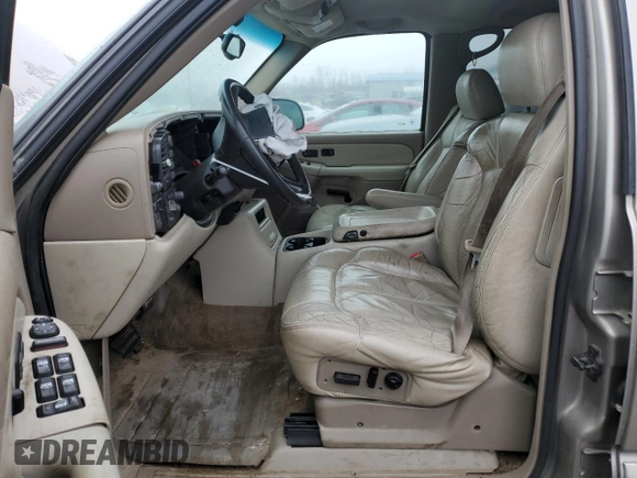 2002 Chevrolet Suburban Z71 with VIN 3GNFK16Z72G232892, listed as a Copart auction lot 44151705 with 0 mi miles and Salvage Title. Bid and sale history available at carsss.com. Image 7.