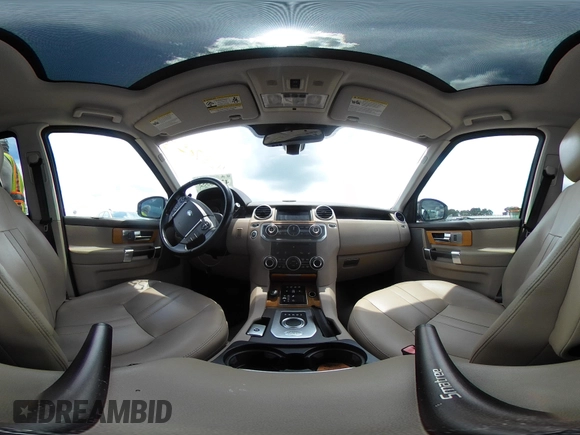 2016 Land Rover LR4 HSE with VIN SALAG2V68GA796101, listed as a IAAI auction lot 42578555 with 132,376 mi miles and . Bid and sale history available at DreamBid. Image 18.