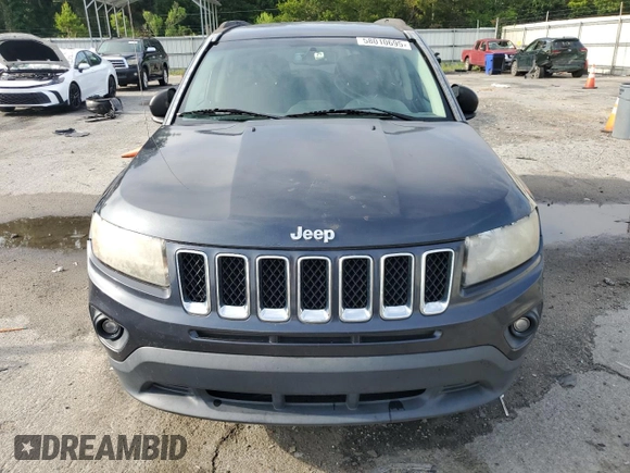 2016 Jeep Compass Sport z VIN 1C4NJCBA9GD553842, wystawiony jako Copart lot #58010695 z przebiegiem 141 751 mil mil oraz Czysty tytuł • Clean title. Historia ofert i sprzedaży dostępna na DreamBid. Obrazek 5.