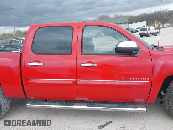 2011 Chevrolet Silverado 1500 LT with VIN 3GCPCSE08BG356138, listed as a IAAI auction lot 42048544 with 128,716 mi miles and . Bid and sale history available at DreamBid. Image 13.