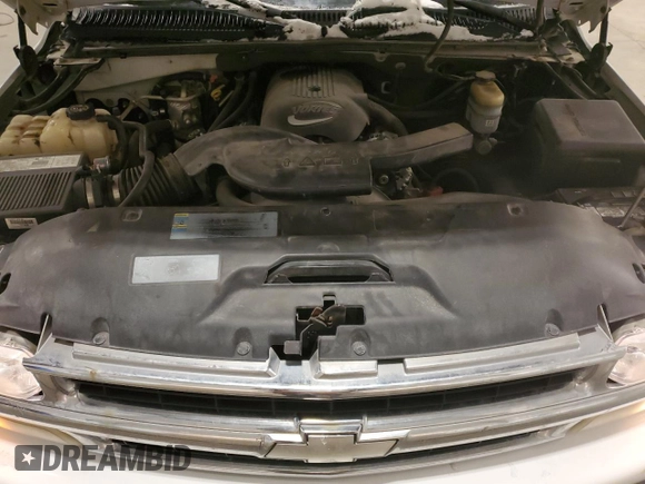2002 Chevrolet Suburban LS with VIN 1GNFK16Z12J151899, listed as a Copart auction lot 44806045 with 246,640 mi miles and Salvage Title. Bid and sale history available at carsss.com. Image 12.