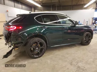 2020 Alfa Romeo Stelvio Ti z VIN ZASPAKBN5L7C92294, wystawiony jako Copart lot #85327554 z przebiegiem 30 633 mil mil oraz Szkoda całkowita • Salvage title. Historia ofert i sprzedaży dostępna na DreamBid. Obrazek 3.