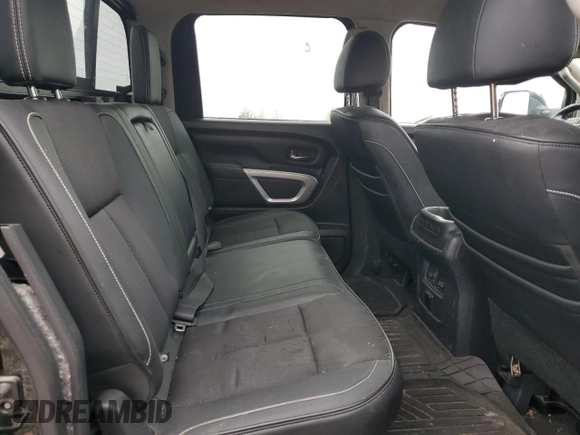 2018 Nissan Titan Pro-4X z VIN 1N6AA1E58JN523036, wystawiony jako Copart lot #45383075 z przebiegiem 153 047 mil mil oraz Czysty tytuł • Clean title. Historia ofert i sprzedaży dostępna na DreamBid. Obrazek 10.